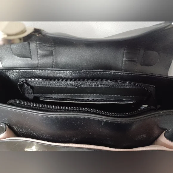 Handbag - Picture 4 of 4